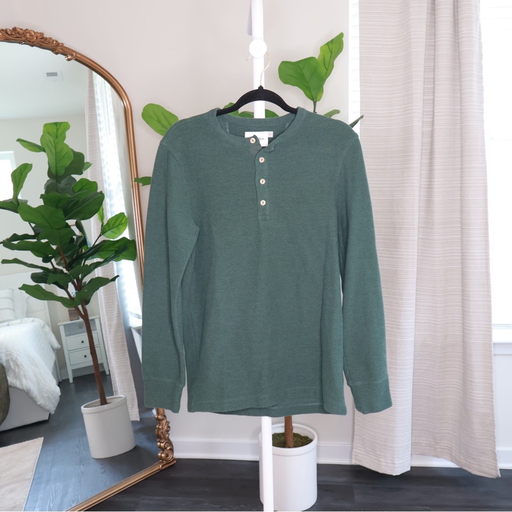 Goodfellow & Co Green Long Sleeve Tee